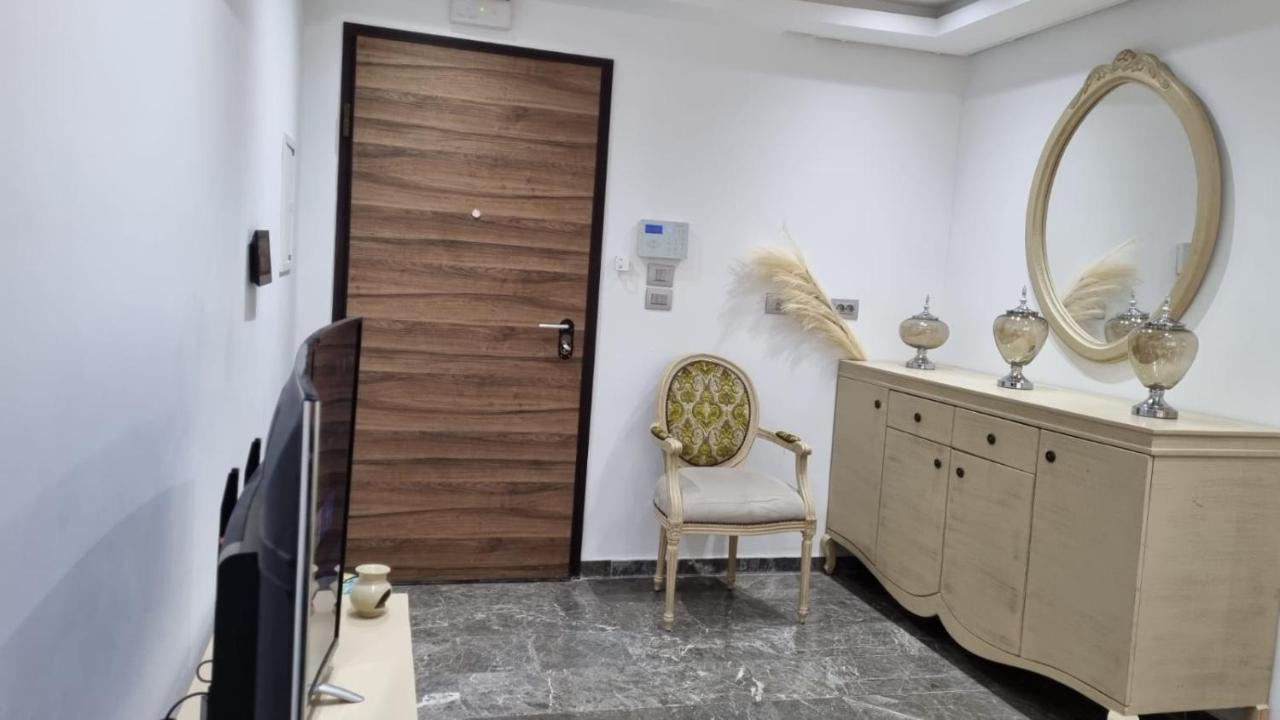 Le Luxe De Ain Zaghouan Apartmán *